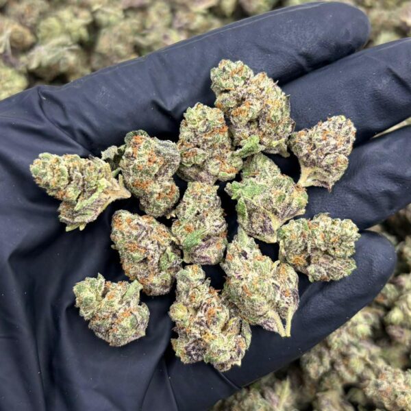Strawberry Strudel Exotic Smalls Strain