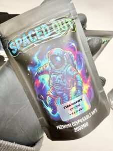 Space Out 2G Disposable