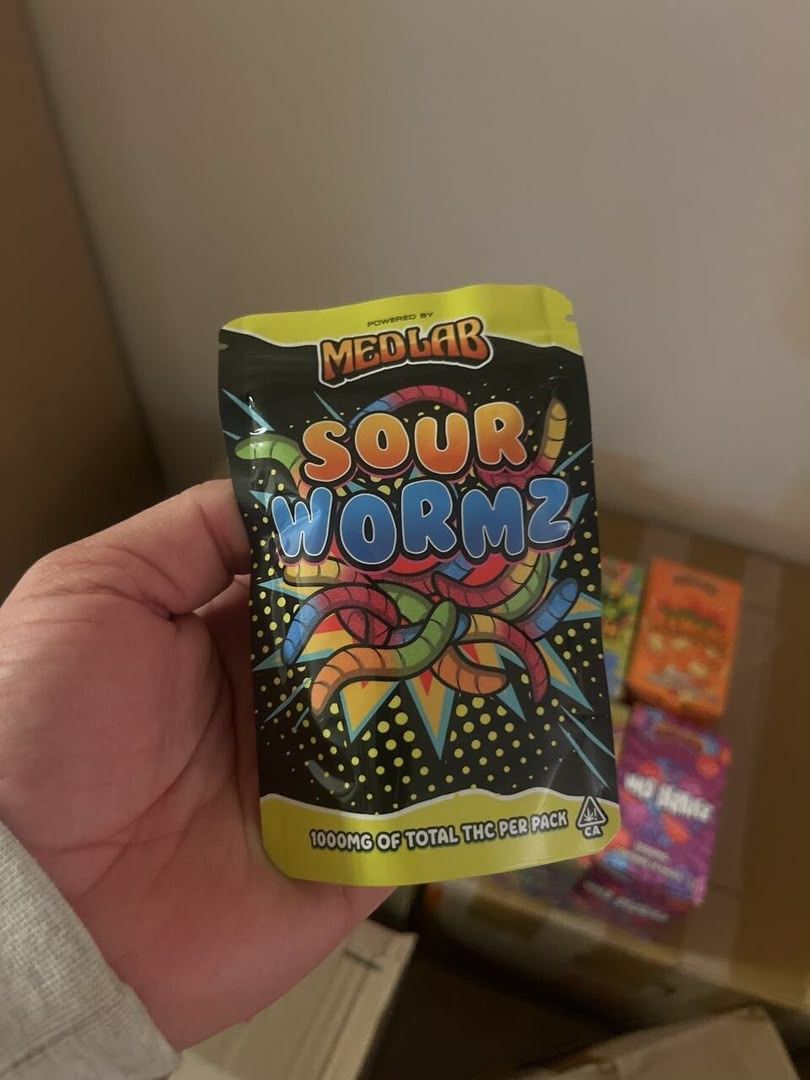 photo_5938501493654752723_y Medlab 1000mg Edibles